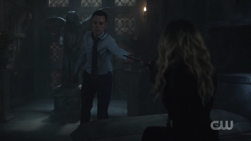 VampireDiariesWorld-dot-nl_Charmed1x19-0277.jpg