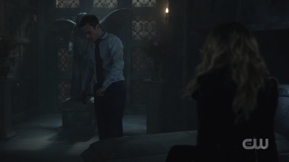VampireDiariesWorld-dot-nl_Charmed1x19-0278.jpg