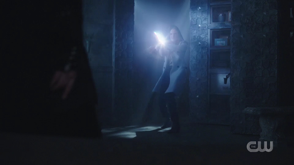 VampireDiariesWorld-dot-nl_Charmed1x19-0406.jpg