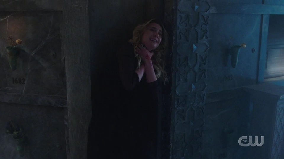VampireDiariesWorld-dot-nl_Charmed1x20-0423.jpg