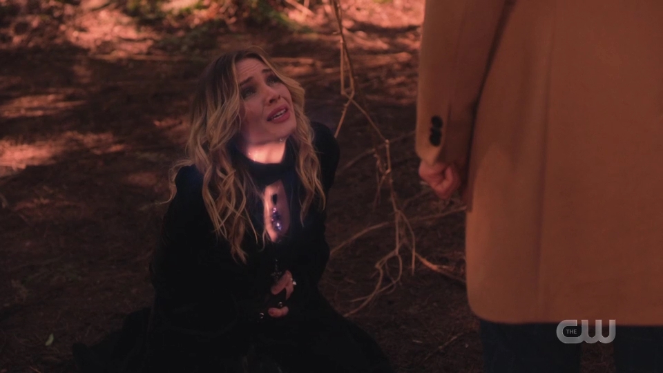 VampireDiariesWorld-dot-nl_Charmed1x21-0613.jpg