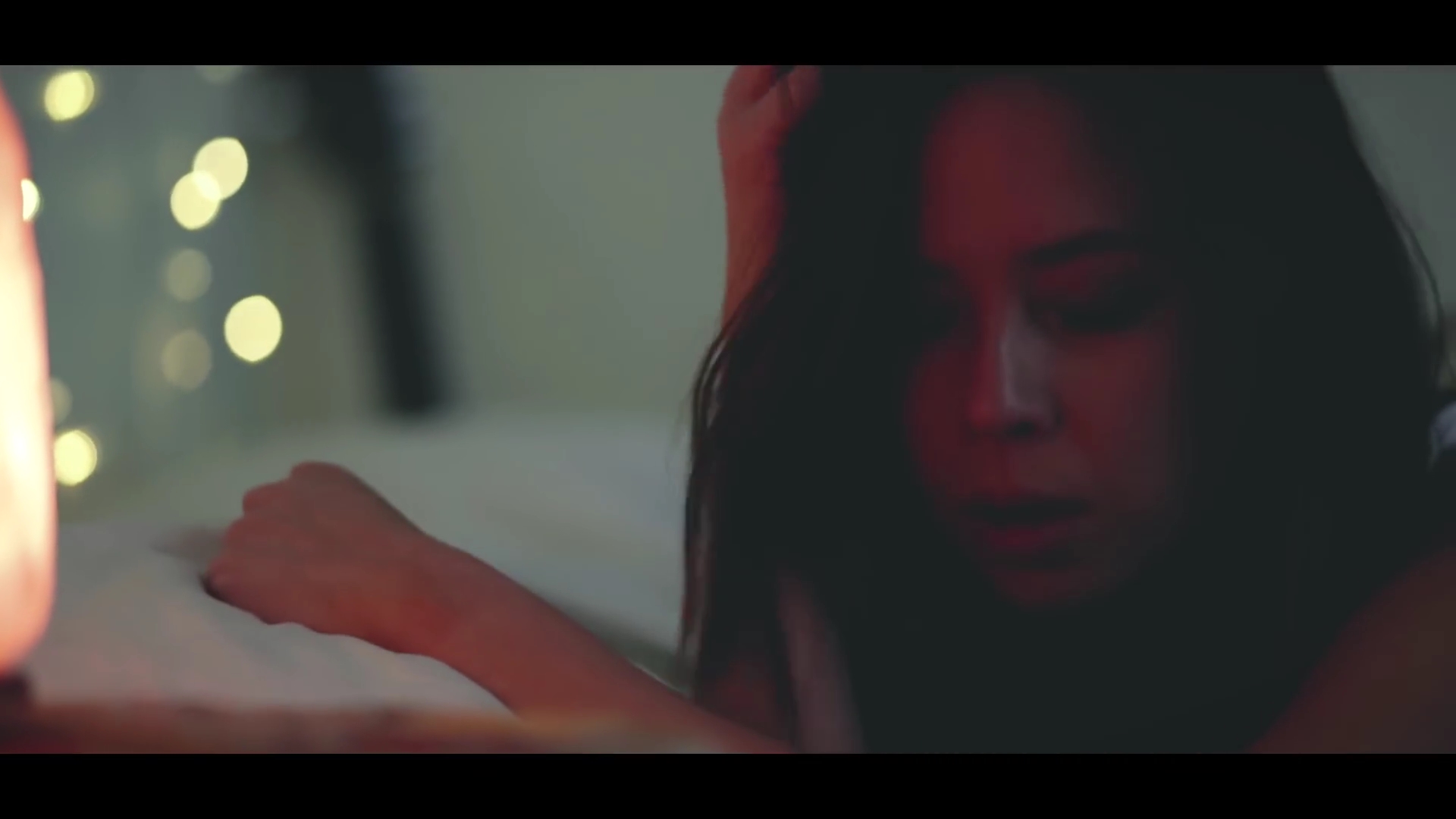 VampireDiariesWorld-dot-MeliseTryingToSleep0031.jpg VampireDiariesWorld-dot-MeliseTryingToSleep0031.jpg