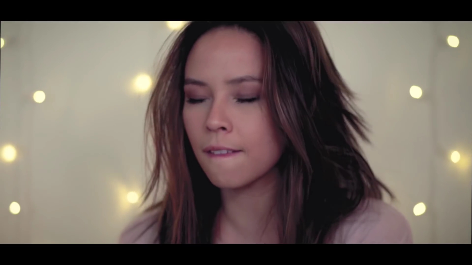 VampireDiariesWorld-dot-MeliseTryingToSleep0180.jpg VampireDiariesWorld-dot-MeliseTryingToSleep0180.jpg