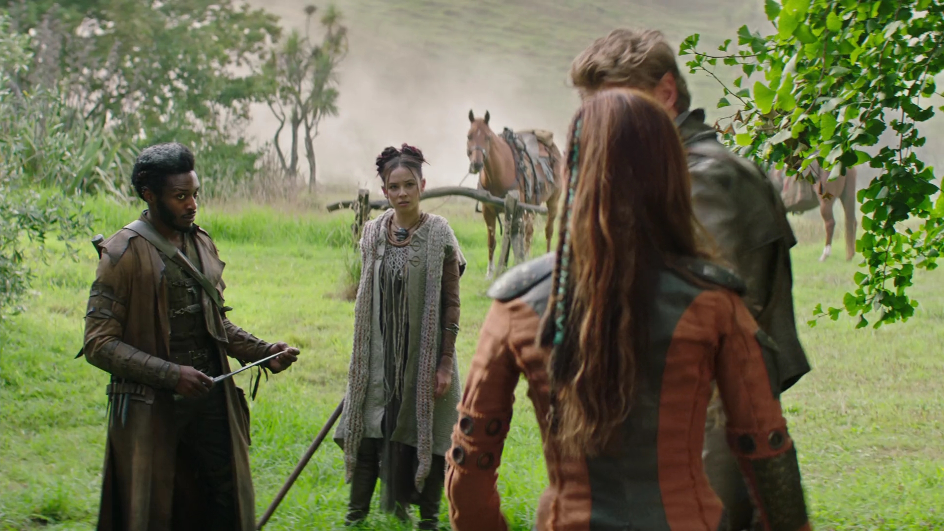 VampireDiariesWorld-dot-NL_TheShannaraChronicles2x03-0453.jpg VampireDiariesWorld-dot-NL_TheShannaraChronicles2x03-0453.jpg