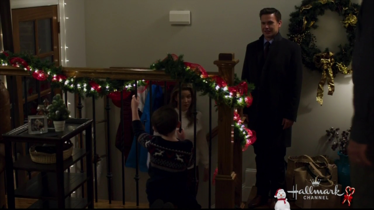 VampireDiariesWorld-dot-nl_ChristmasWishesAndMistletoeKisses05079.jpg VampireDiariesWorld-dot-nl_ChristmasWishesAndMistletoeKisses05079.jpg