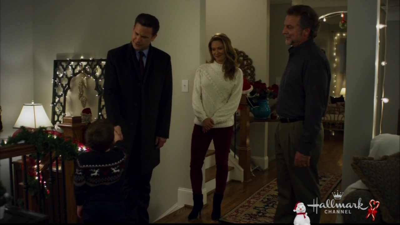 VampireDiariesWorld-dot-nl_ChristmasWishesAndMistletoeKisses05090.jpg VampireDiariesWorld-dot-nl_ChristmasWishesAndMistletoeKisses05090.jpg