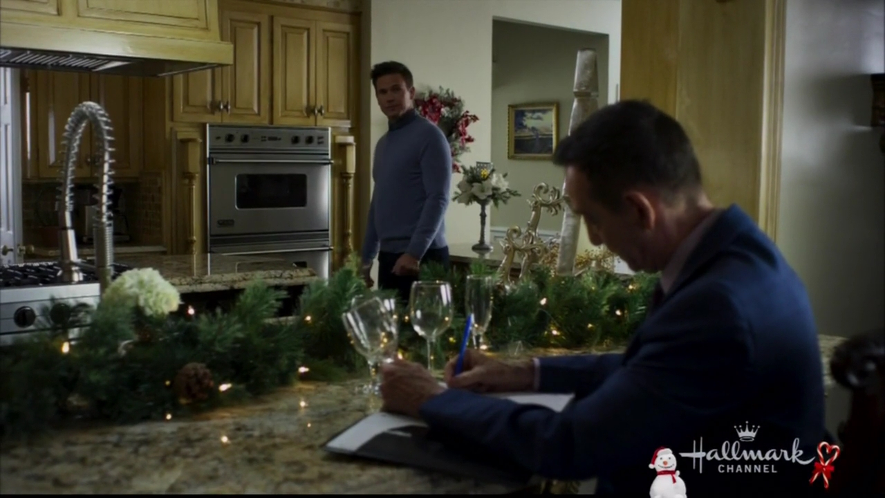 VampireDiariesWorld-dot-nl_ChristmasWishesAndMistletoeKisses06133.jpg VampireDiariesWorld-dot-nl_ChristmasWishesAndMistletoeKisses06133.jpg