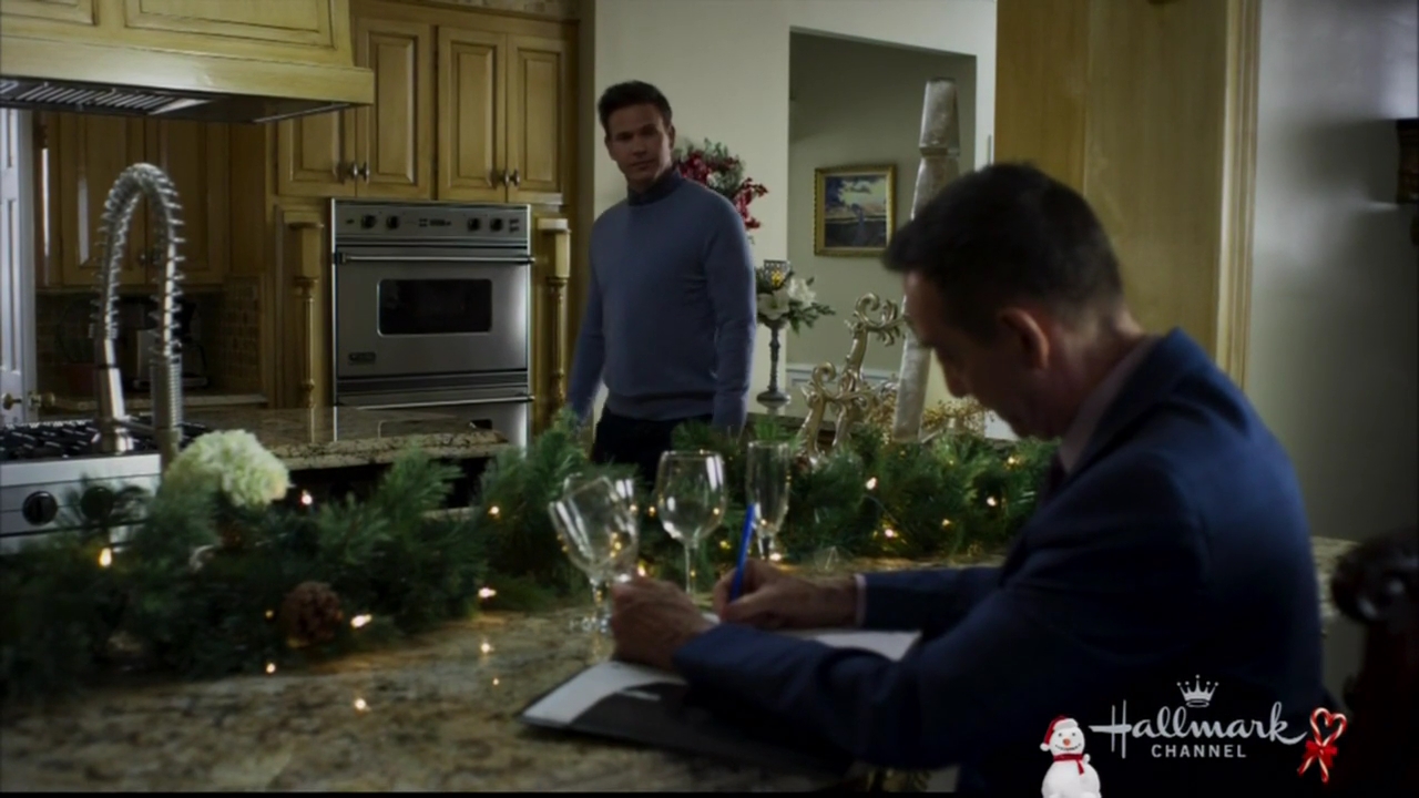 VampireDiariesWorld-dot-nl_ChristmasWishesAndMistletoeKisses06134.jpg VampireDiariesWorld-dot-nl_ChristmasWishesAndMistletoeKisses06134.jpg