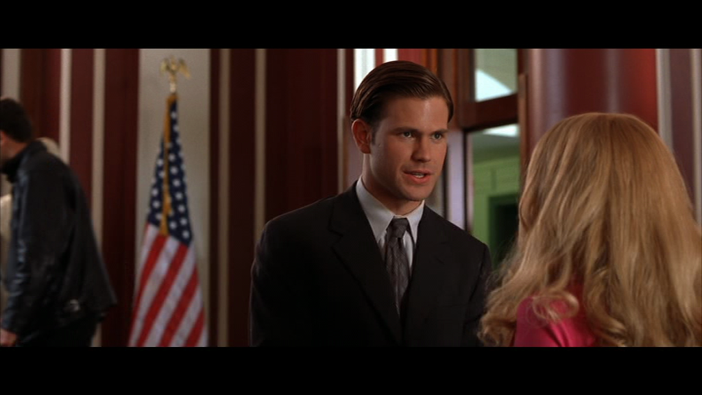 VampireDiariesWorld-dot-org_LegallyBlonde_Captures00592.png
