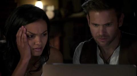VampireDiairiesWorld-dot-org_CultS01E05-2283.jpg