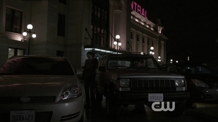 VampireDiariesWorld-dot-nl_Cult1x09-0814.jpg