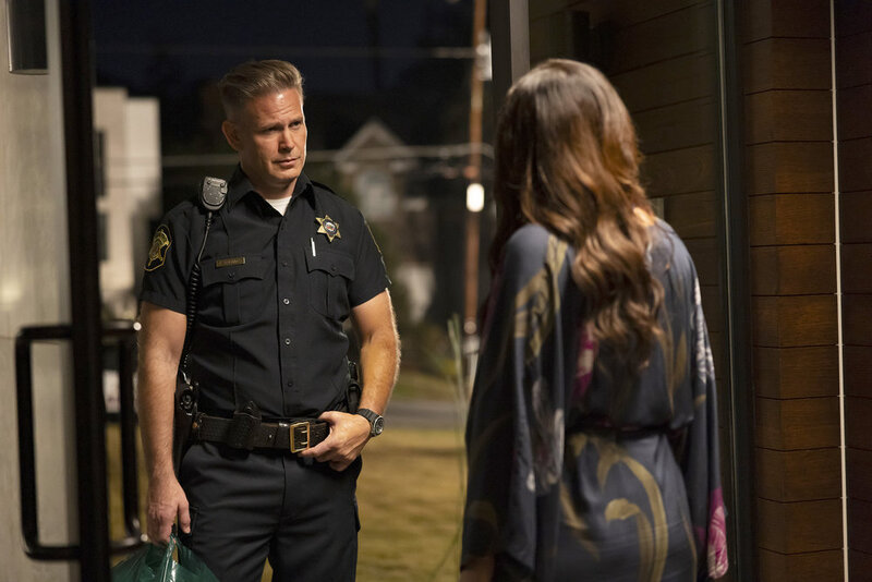 1x02-001.jpg