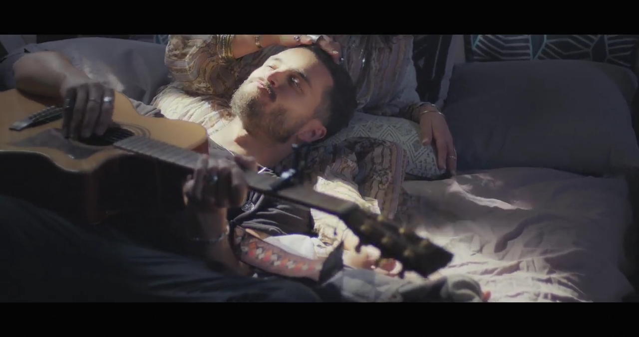 VampireDiariesWorld-dot-nl_MichaelMalarkey-Mongrels0410.jpg