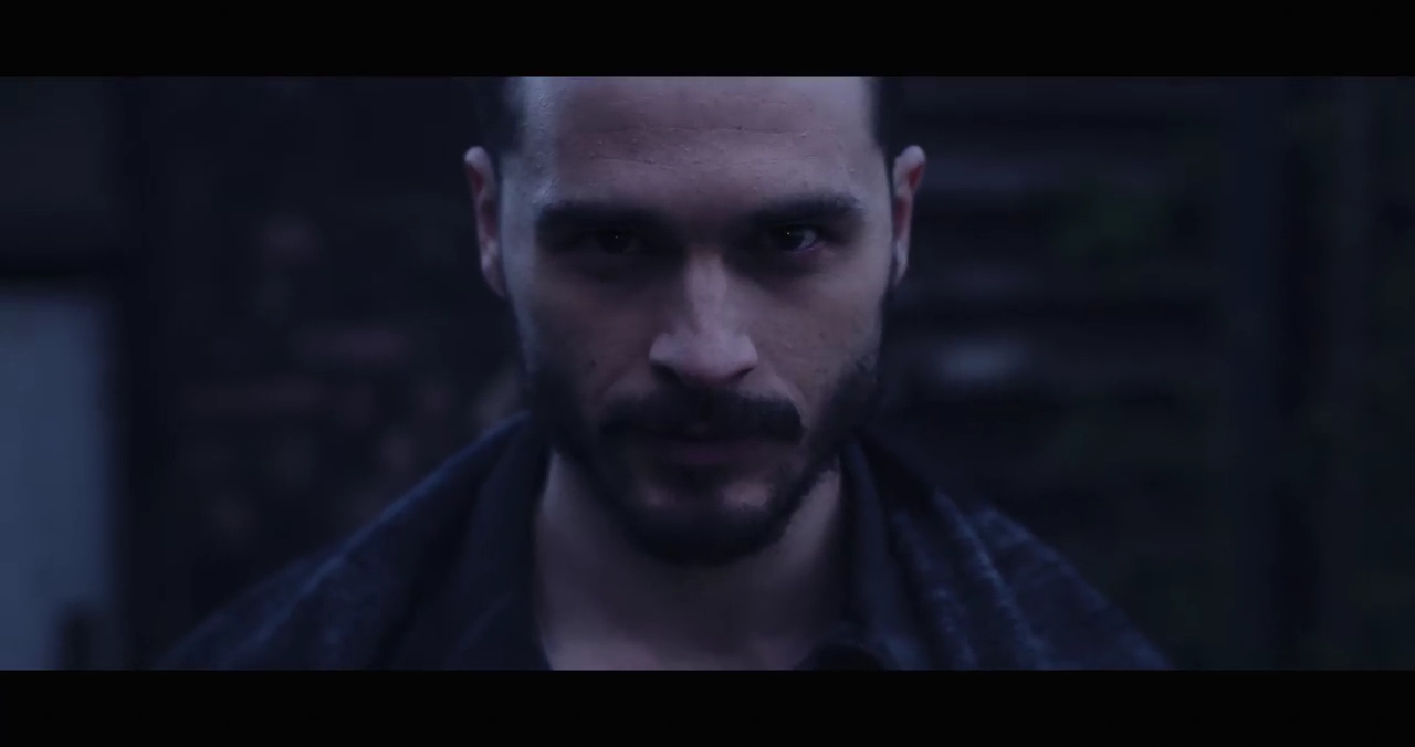 VampireDiariesWorld-dot-nl_MichaelMalarkey-Mongrels0426.jpg