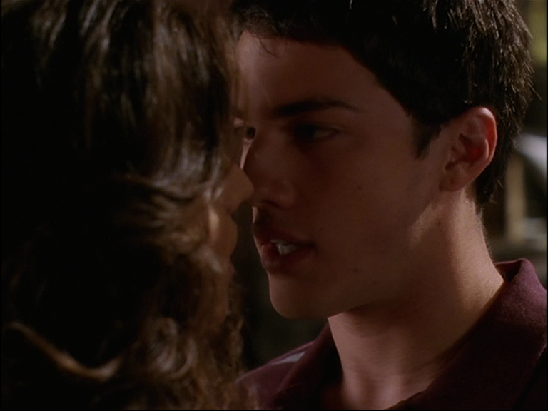 VampireDiariesWorld-dot-org_Charmed8x02MaliceInWonderland_Captures00033.png