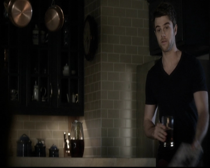 LucyHale-dot-nl_PrettyLittleLiars-4x23Unbridled0929.jpg