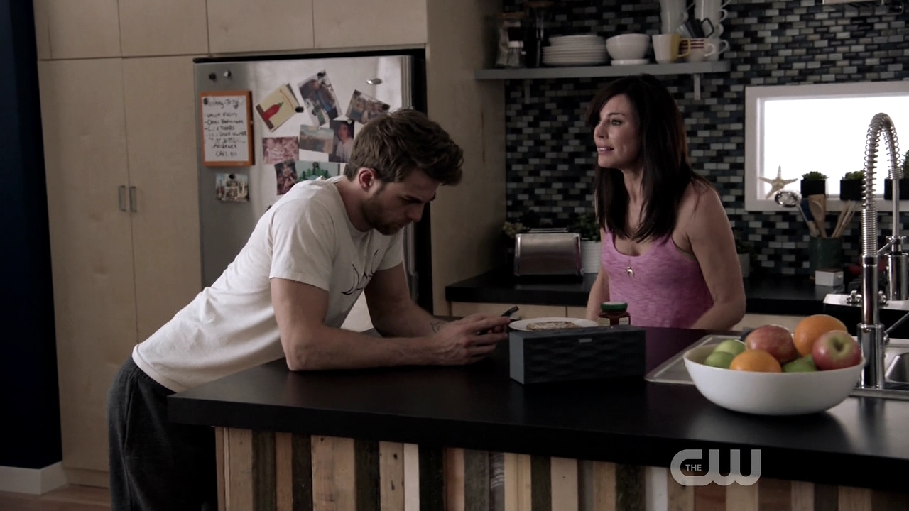 VampireDiariesWorld-dot-nl_SignificantMother-1x04-0039.jpg