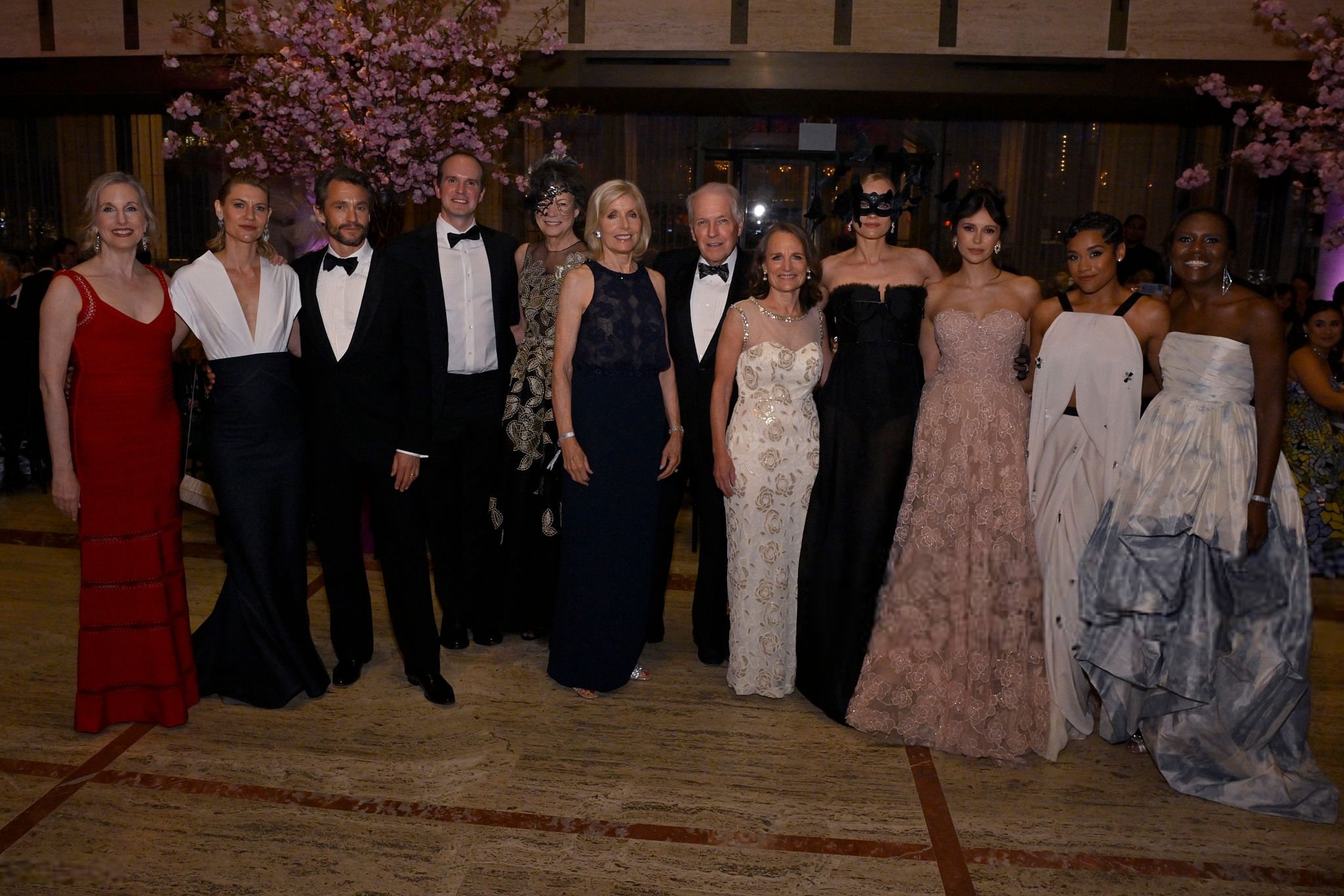 inside003.jpg inside003.jpg