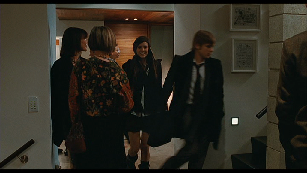 VampireDiariesWorld-dot-org_Chloe_Captures00006.png