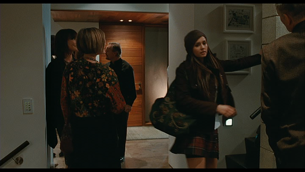 VampireDiariesWorld-dot-org_Chloe_Captures00009.png
