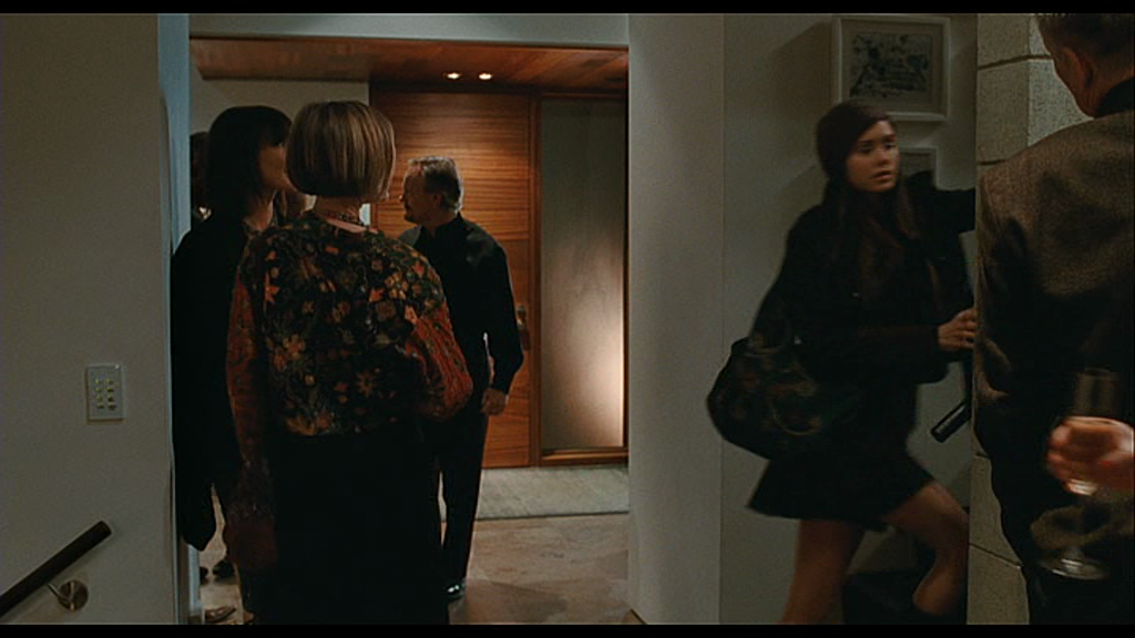 VampireDiariesWorld-dot-org_Chloe_Captures00010.png