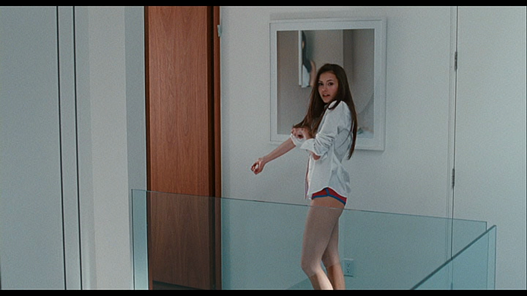 VampireDiariesWorld-dot-org_Chloe_Captures00020.png