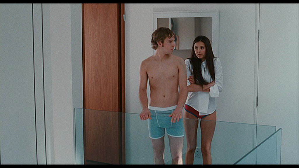 VampireDiariesWorld-dot-org_Chloe_Captures00031.png