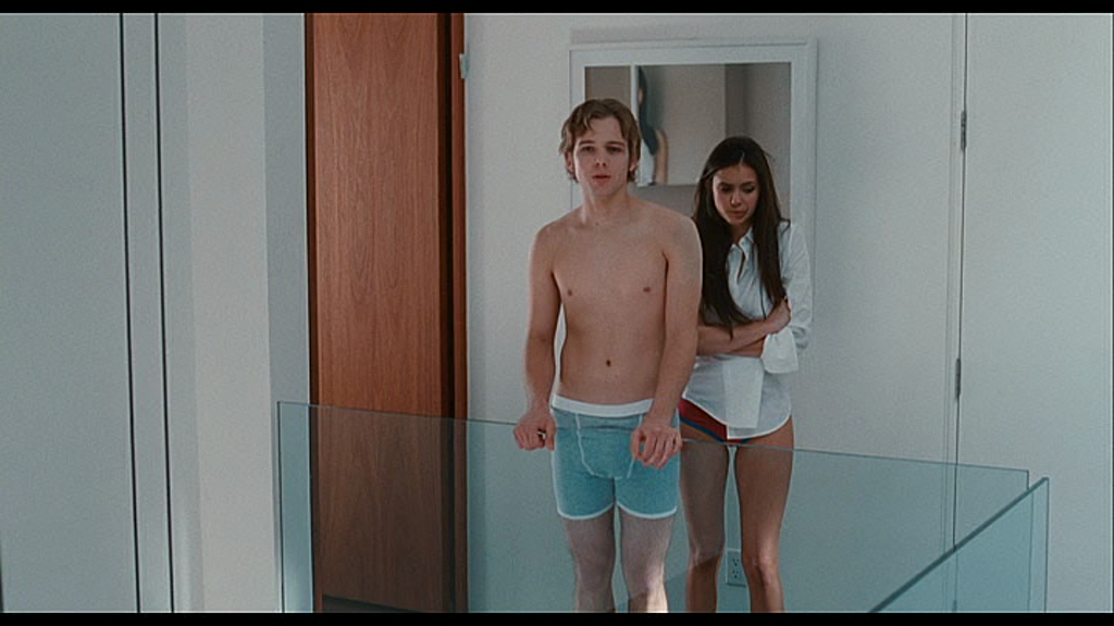 VampireDiariesWorld-dot-org_Chloe_Captures00038.png
