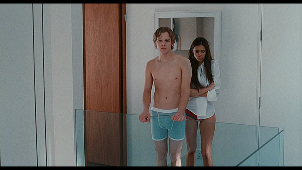 VampireDiariesWorld-dot-org_Chloe_Captures00039.png