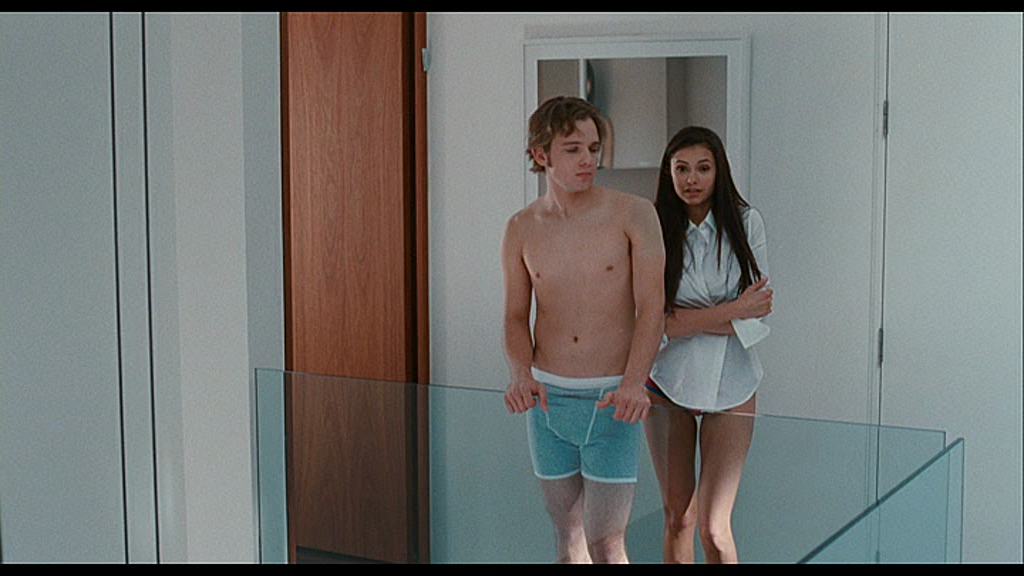 VampireDiariesWorld-dot-org_Chloe_Captures00044.png