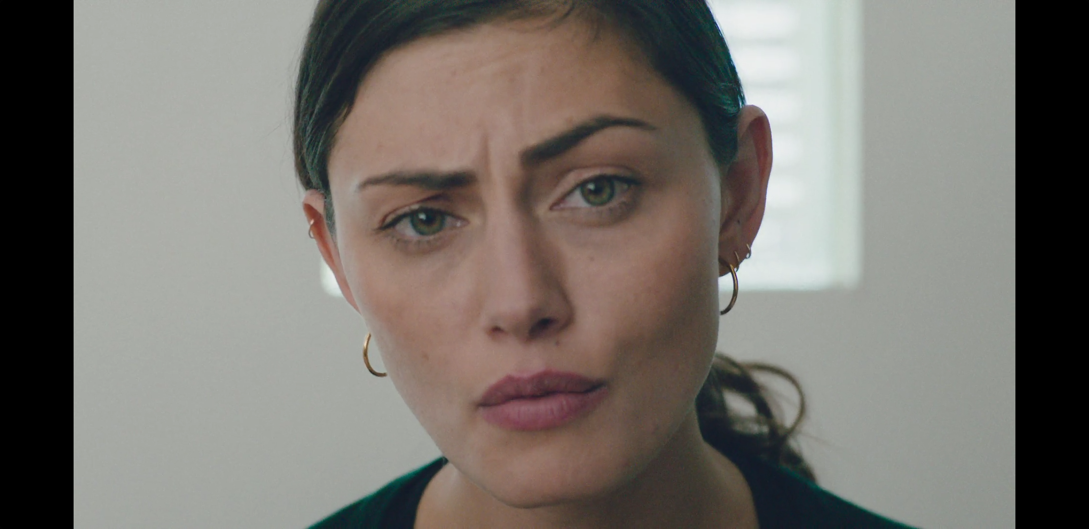 vampirediariesworld-dot-org_PillowTalk2x06-002.png