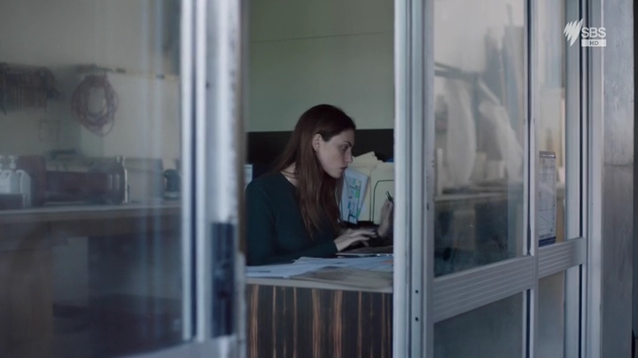 VampireDiariesWorld-dot-nl_SafeHarbour1x01-2041.jpg VampireDiariesWorld-dot-nl_SafeHarbour1x01-2041.jpg