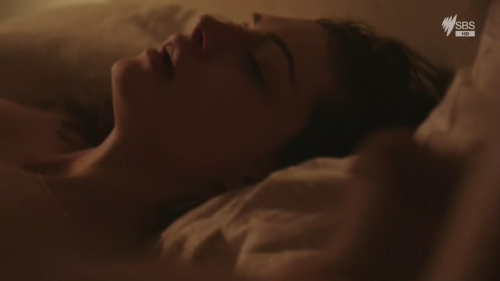 VampireDiariesWorld-dot-nl_SafeHarbour0613.jpg