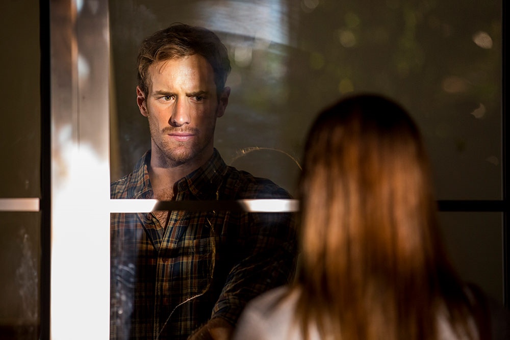 1x03-001.jpg
