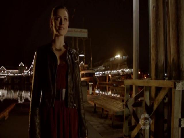 VampireDiariesWorld-dot-org_TheSecretCircle-S01E01-1383.jpg
