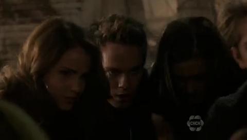 VampireDiariesWorld-dot-org_TheSecretCircle-S01E05-0922.jpg