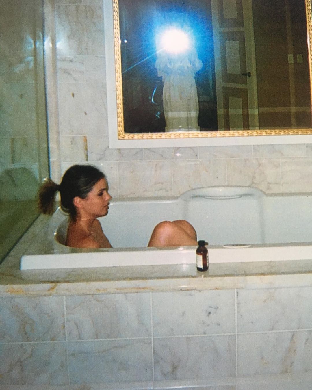 002-1.jpg