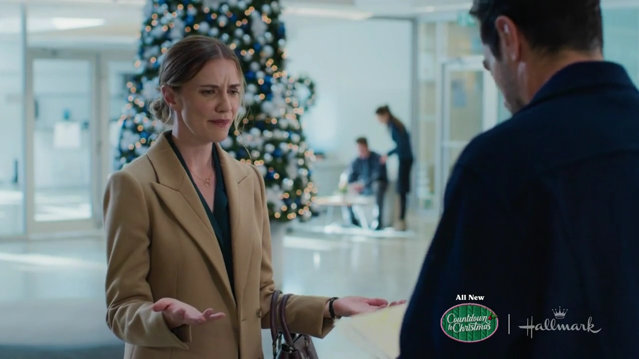 vampirediariesworld-dot-nl_ChristmasAtTheGoldenDragon1359.jpg vampirediariesworld-dot-nl_ChristmasAtTheGoldenDragon1359.jpg