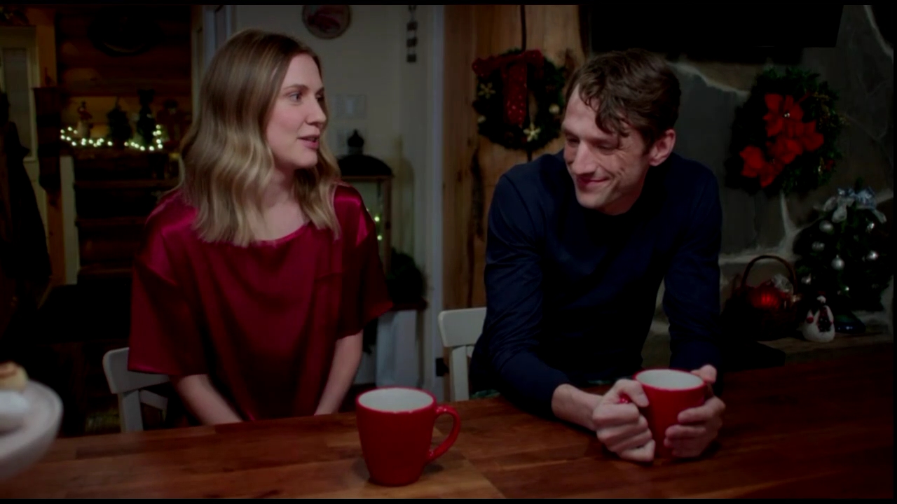 VampireDiariesWorld-CoupledUpForChristmas3976.jpg