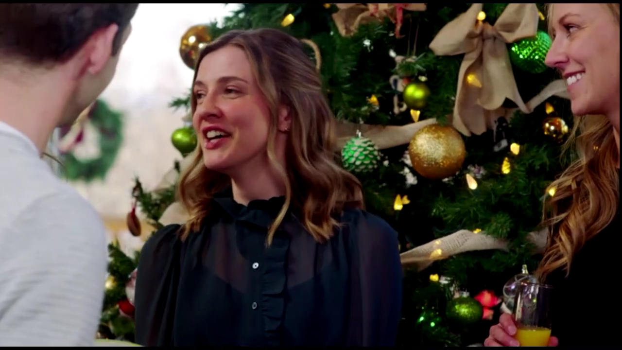 VampireDiariesWorld-CoupledUpForChristmas4081.jpg