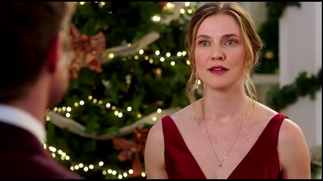 VampireDiariesWorld-CoupledUpForChristmas4842.jpg