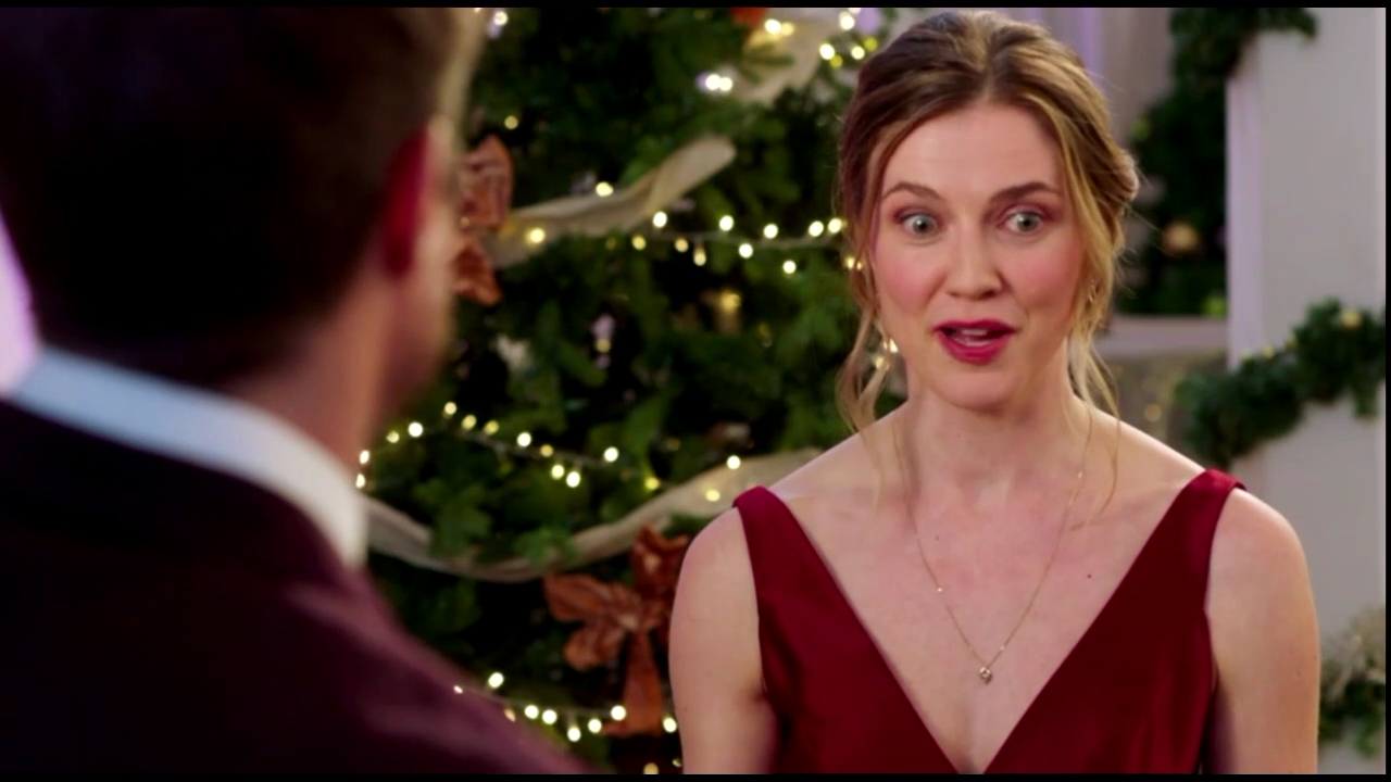 VampireDiariesWorld-CoupledUpForChristmas4874.jpg