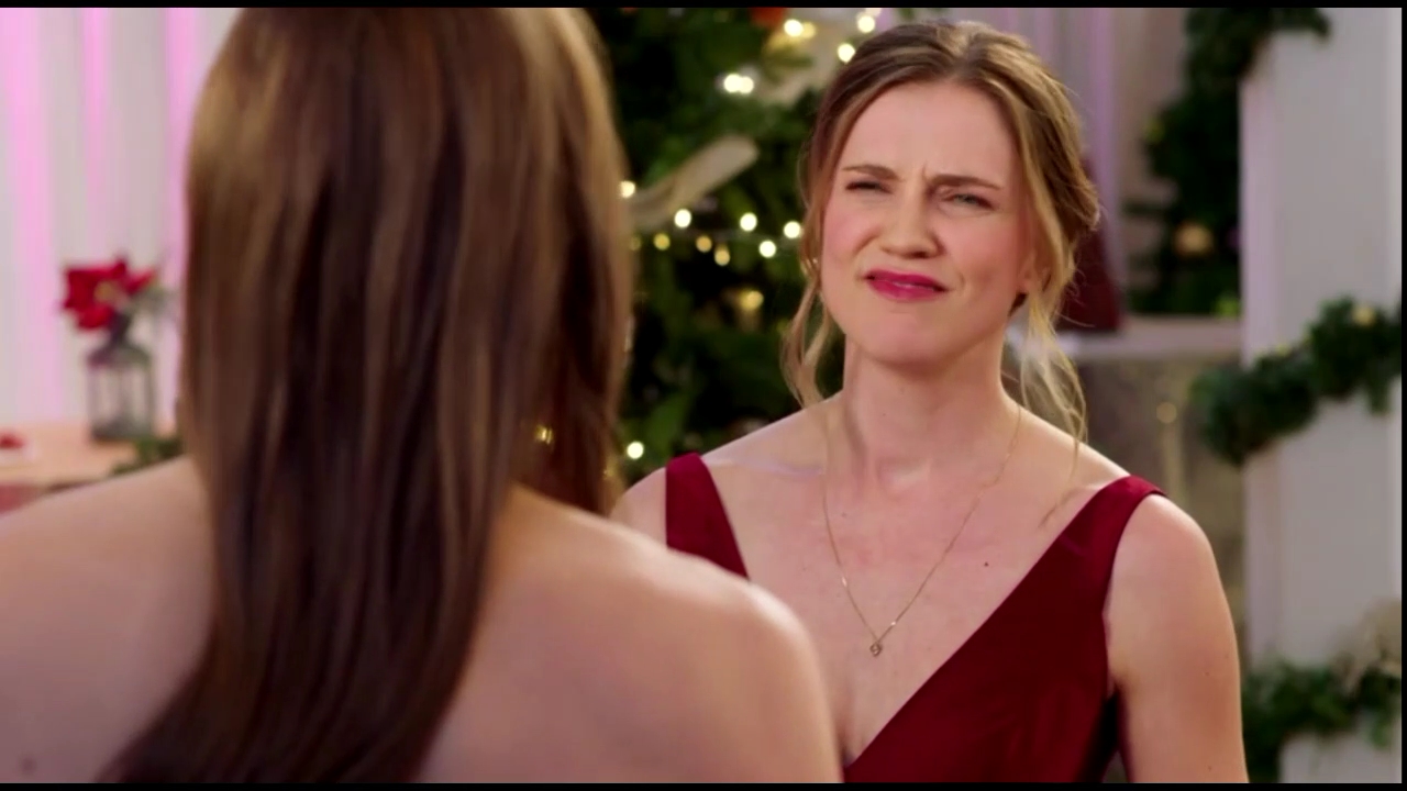VampireDiariesWorld-CoupledUpForChristmas4891.jpg