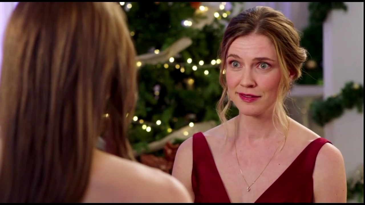 VampireDiariesWorld-CoupledUpForChristmas4908.jpg