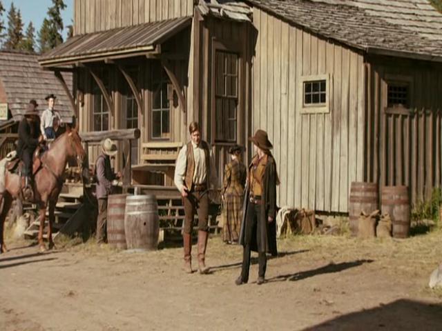 VampireDiariesWorld-dot-org_HannahsLaw0560.jpg