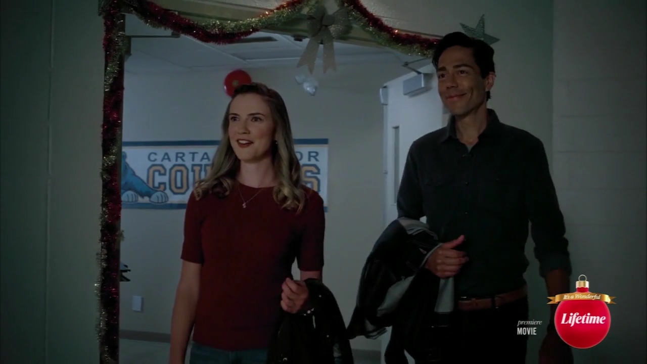 VampireDiariesWorld-dot-nl_TheChristmasYuleBlog1889.jpg