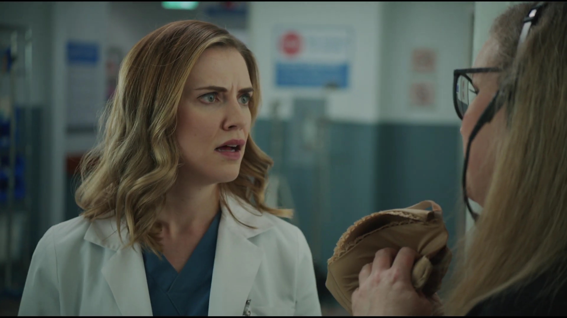 VampireDiariesWorld-dot-nl_HospitalShow1x01-00303.jpg