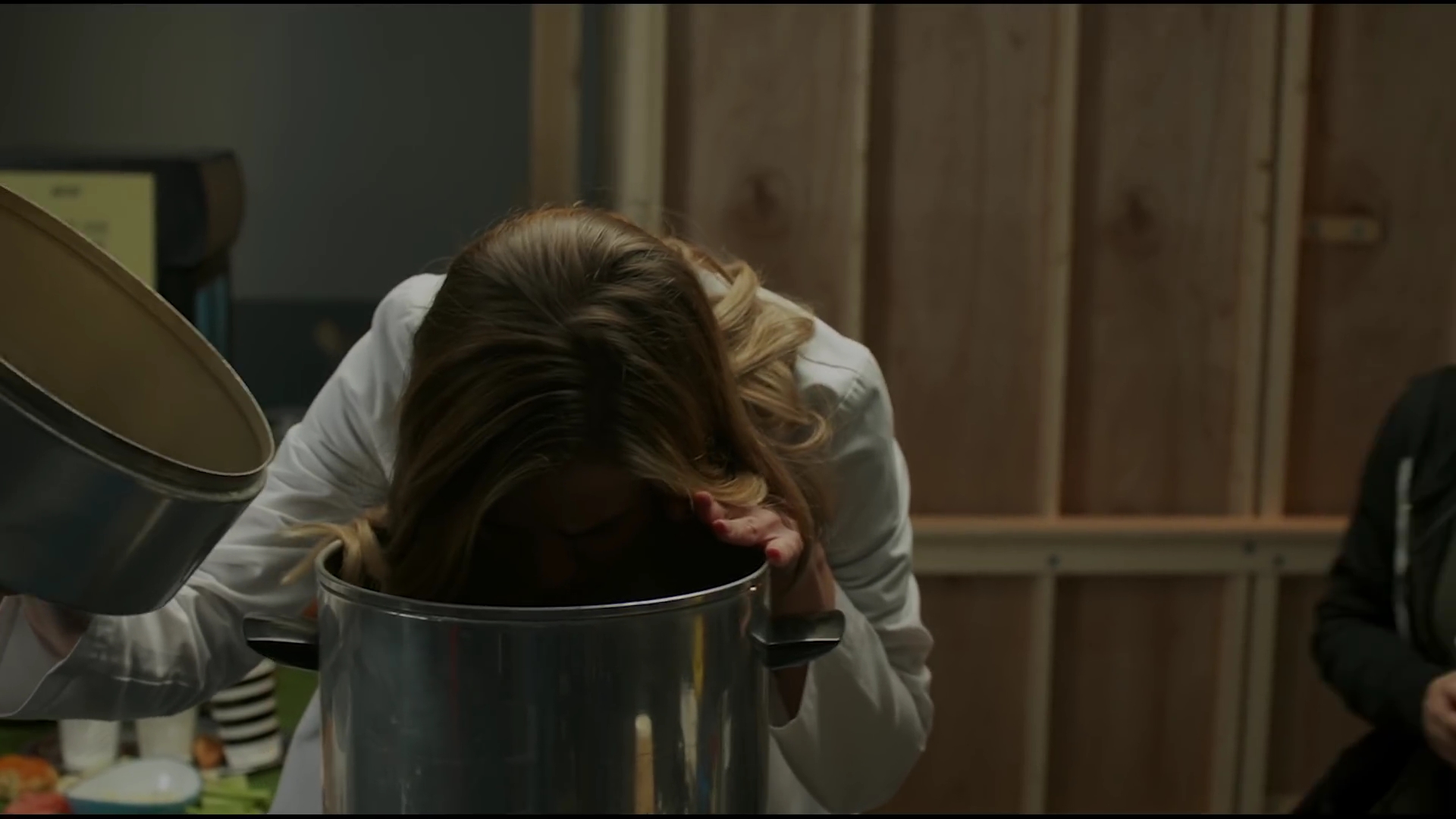 VampireDiariesWorld-dot-nl_HospitalShow1x02-00394.jpg