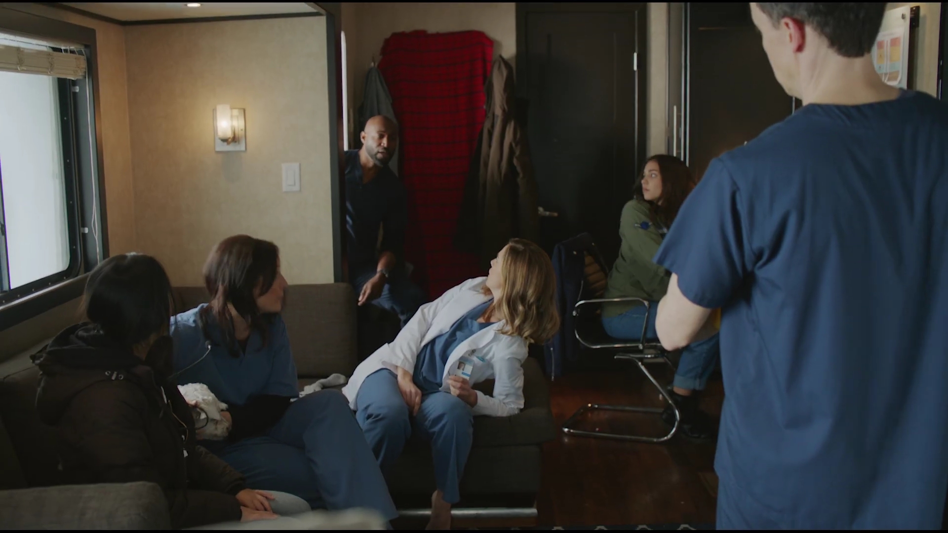 VampireDiariesWorld-dot-nl_HospitalShow1x04-0240.jpg