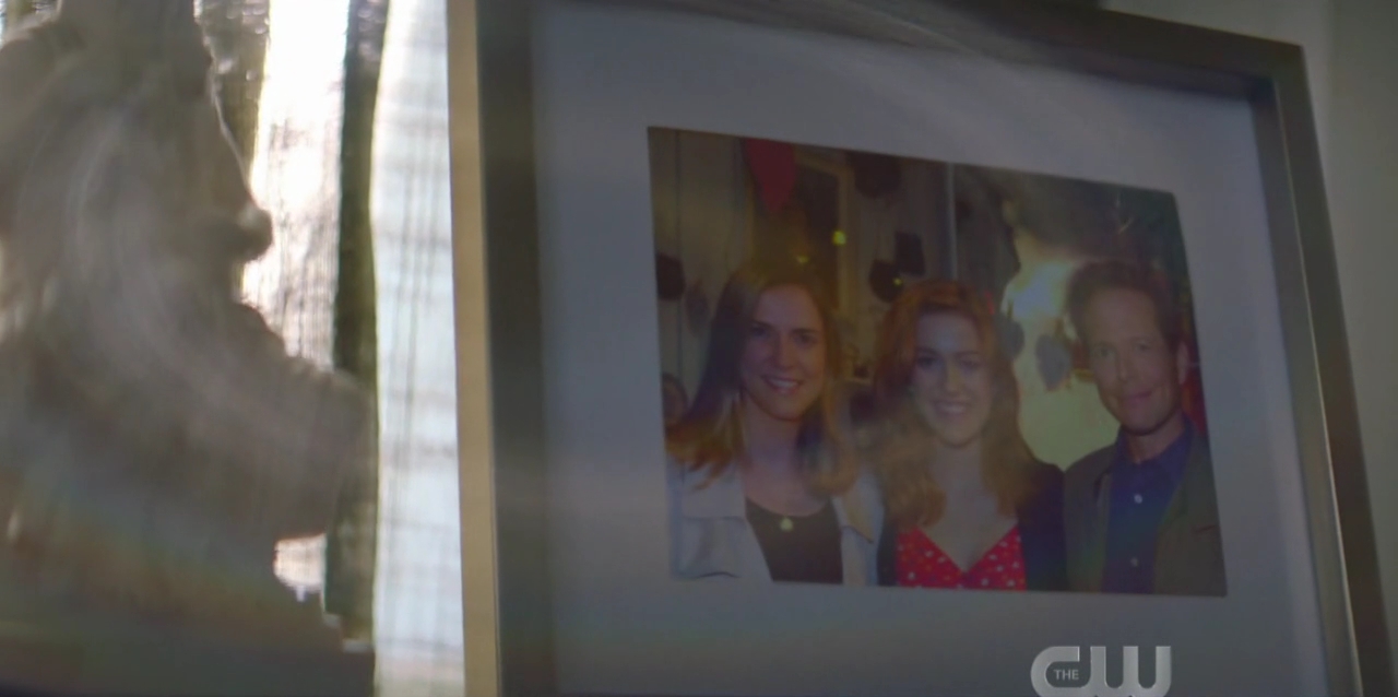 VampireDiariesWorld-dot-nl-NancyDrew1x01-2122.jpg